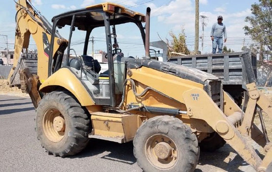 RETROEXCAVADORA CATERPILLAR 420E