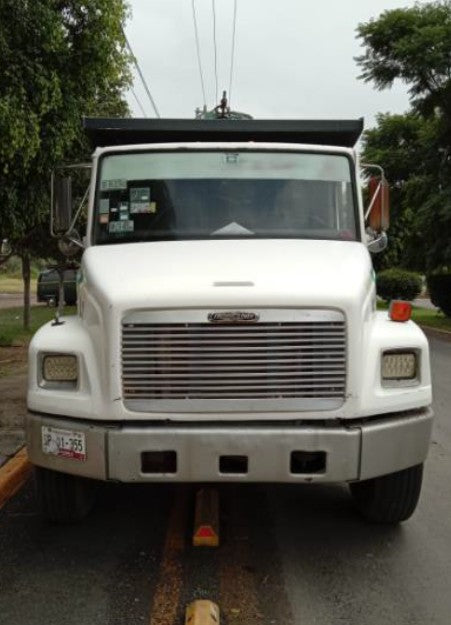 TORTON FREIGHTLINER (15m3)