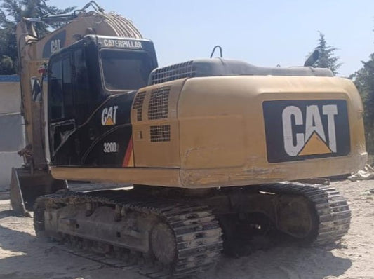 EXCAVADORA CATERPILLAR 320D